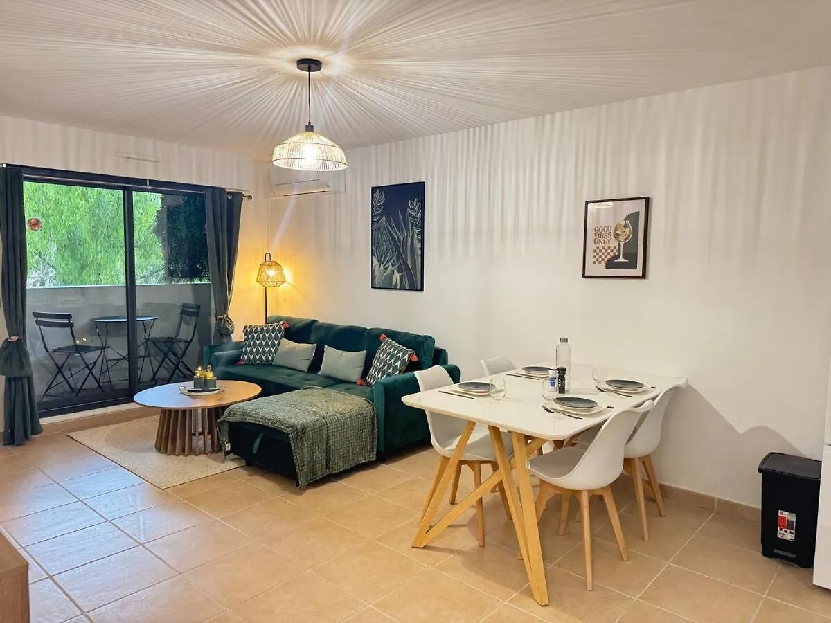Apartment Spacieux 2 Pieces Au Port De Nice
